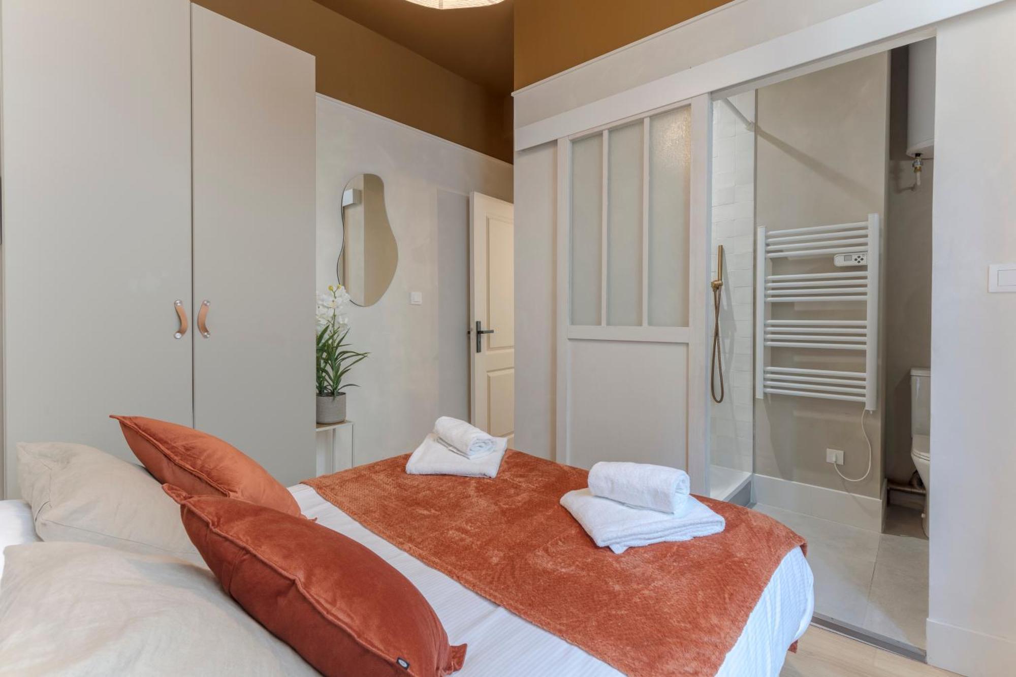 Hypercentre - Le Balcon Des Pyrenees Apartment Pau Exterior foto